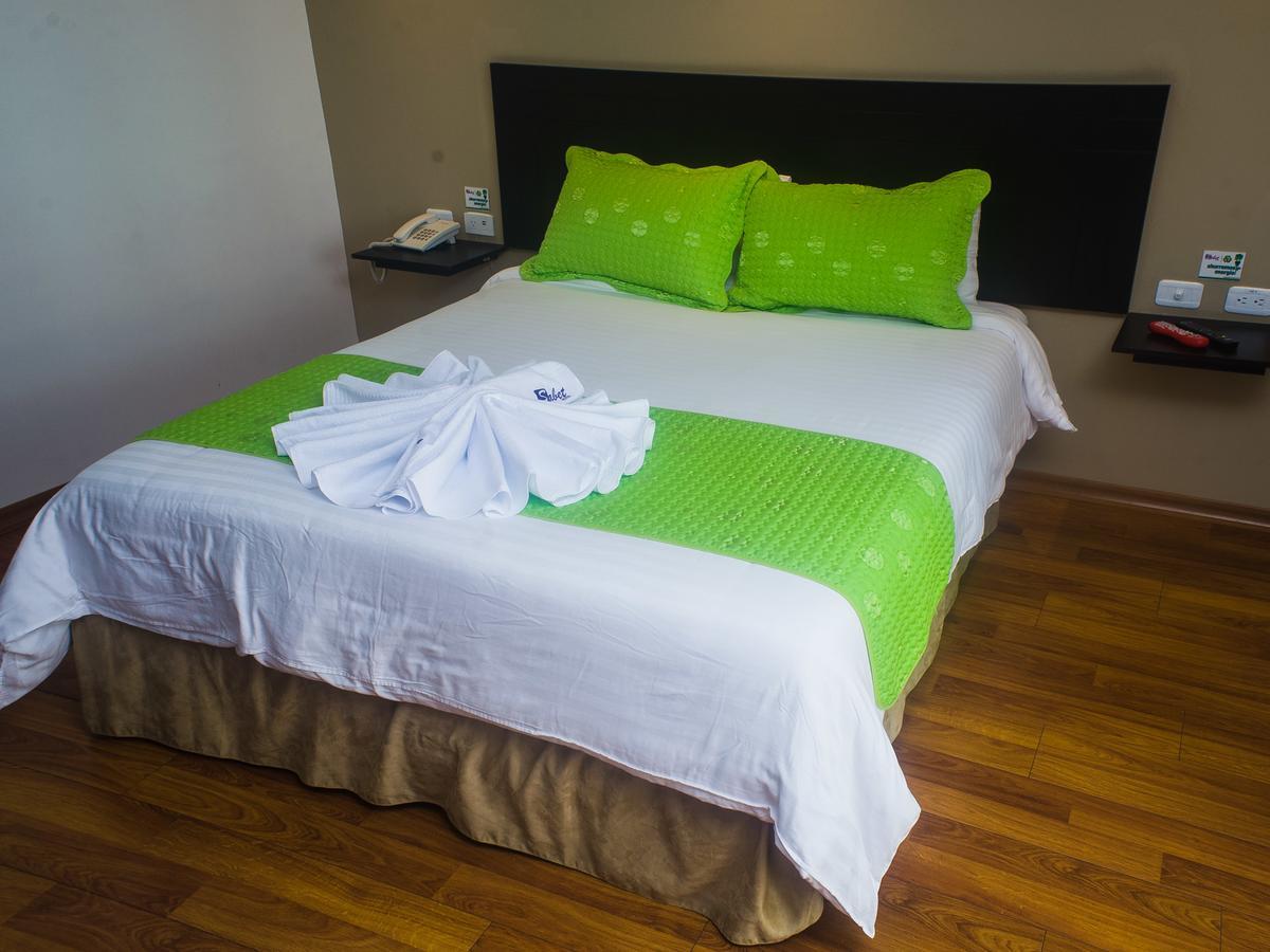 Hotel Sabet Quito Kültér fotó